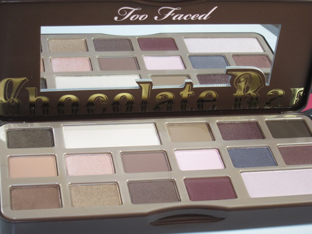 Too-Faced-The-Chocolate-Bar-Eye-Palette-10